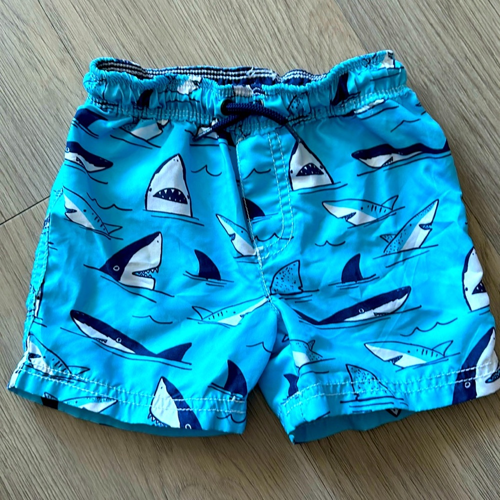 💦🦈Carters Baby Swimming Trunks SIZE 18🩳🦈💦